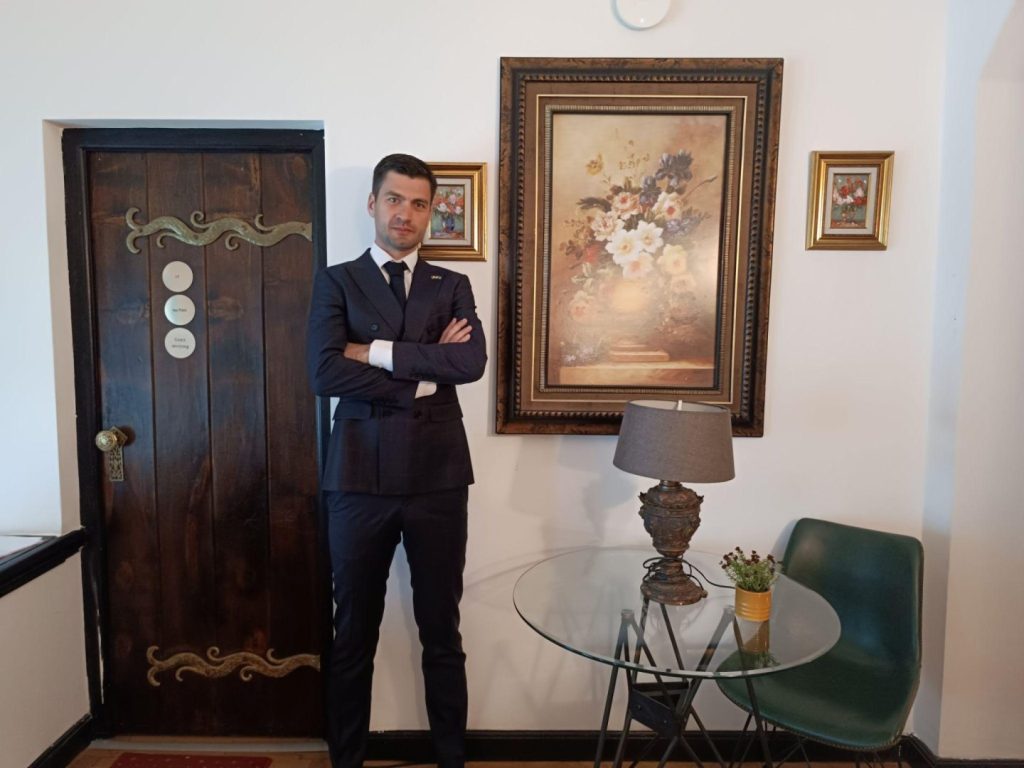 Cum gestionează Mihai Popa portofoliul de clienți la EkoGroup